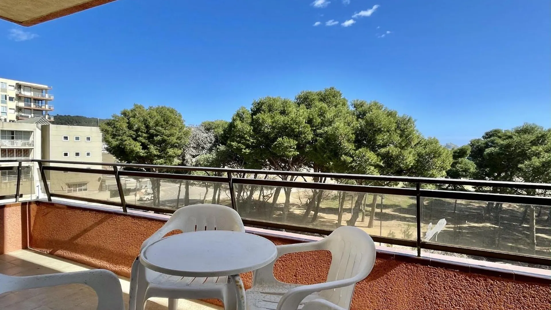 Salles Beach 33 location